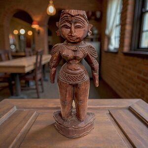 Vtg Hand Carved Old Marapachi Bommai Wood Sculpture - Decorative Collectible 8"